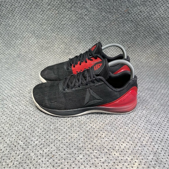 Reebok Crossfit Nano 1 Shoes Black Red Size 5 Boys - Picture 1 of 9